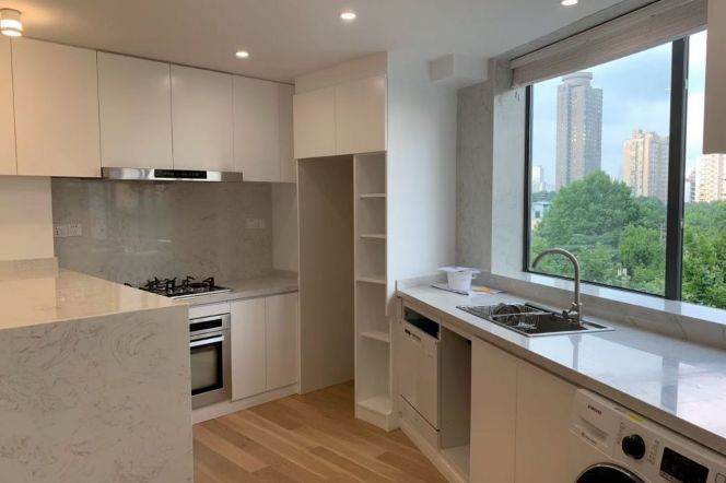 Super nice & spacious  2Br,Hengshan Rd