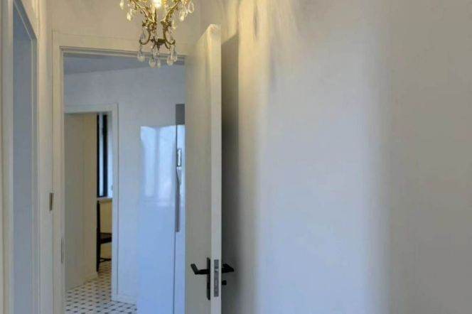 Furnished 1br w. elevator Jiaotong University