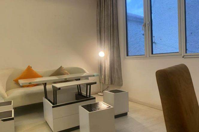 1Studio  lane house near line 1/10/12 S.Shan'xi Rd can long and short lease