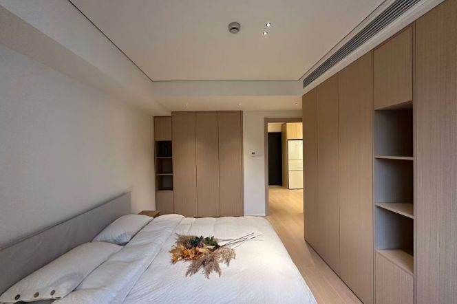 Modern & nice 1Br,People Square,lift