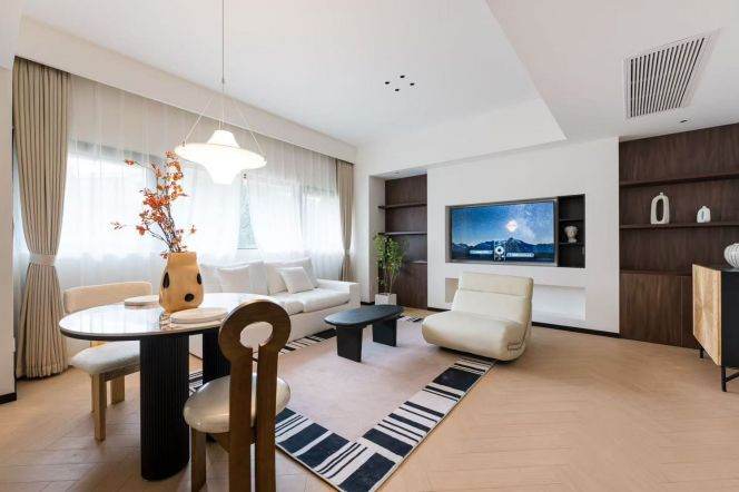 Hengshan Road 41 Zhi palza  / Exquisite 1-Bedroom, Act Fast