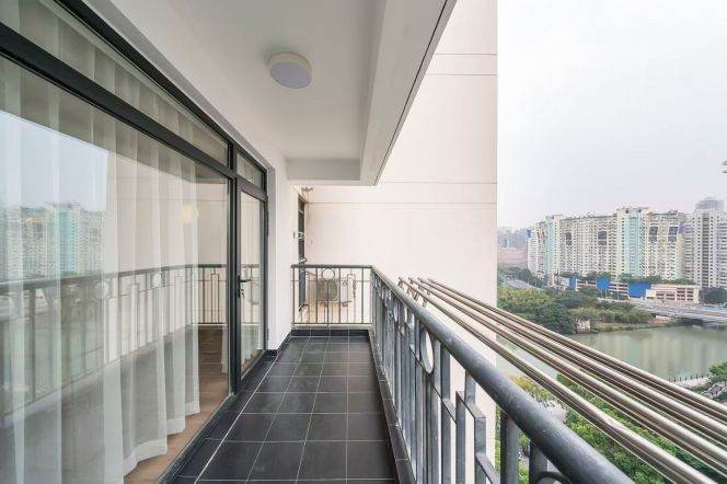 Nice balcony 3Brs/1Lr/1Bt apt nr Zhongtan rd,M3/4