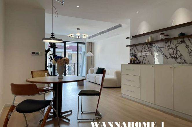 Open Balcony/Great Compound/Bright&Modern&Spacious 2Bdrs 2Baths Apt+L10/11 Jiaotong Uni.