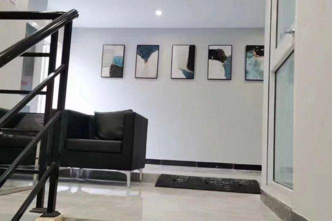 Loft 1BR near Hongqiao RD Sta M3/4/10/2F/4K /Donghua Uni