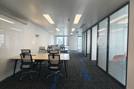 136sqm furnished office W Nanjing Rd