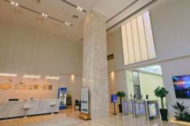 easy access to JingAn temple, New compound, free gym, 6.6K