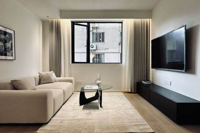 Exquisite Renovation/Gubei Area/Modern&Sunny/Large Storages/Heater/Cozy2br