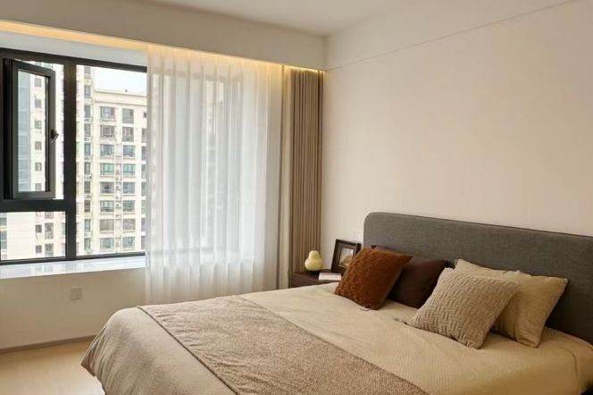 brand new big 3brs floor heating modern furniture near Su zhou river line 3,4 only 23K 