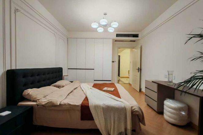 Freshly renovated 2br with floor heating nr Jiaotong University L10/11 