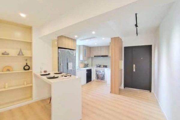 3 Spacious Brs, 2 Baths, 180 sqm, Anshun/Kaixuan @ Hongqiao rd L10