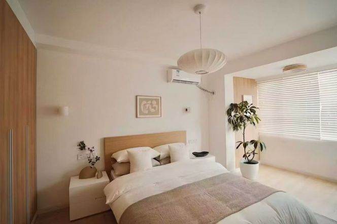 Modern bright 1BR APT Yueyang Rd Elevator 12.5k