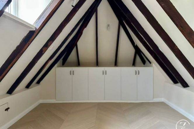 Xintiandi 1BR apartment