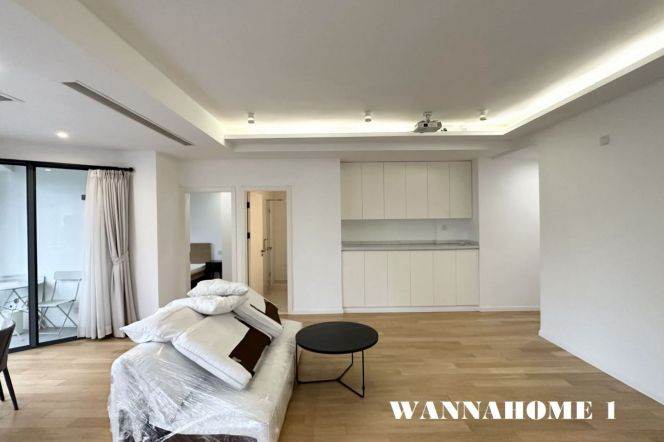 Nice Compound+Spacious&Modern&Bright 2Bdrs 2Baths Apt+L7/9 Zhao Jia Bang Rd+Open Balcony