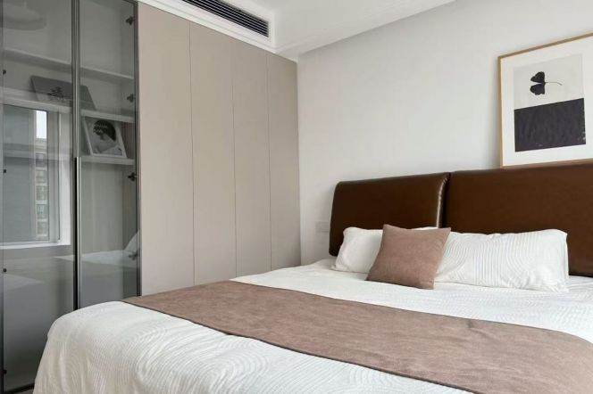 modern 2brs floor heating good river view modern furniture beside Su zhou river