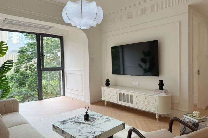 High-grade residential  large 1br@xintiandi 92sqm with ceiling to floor windows