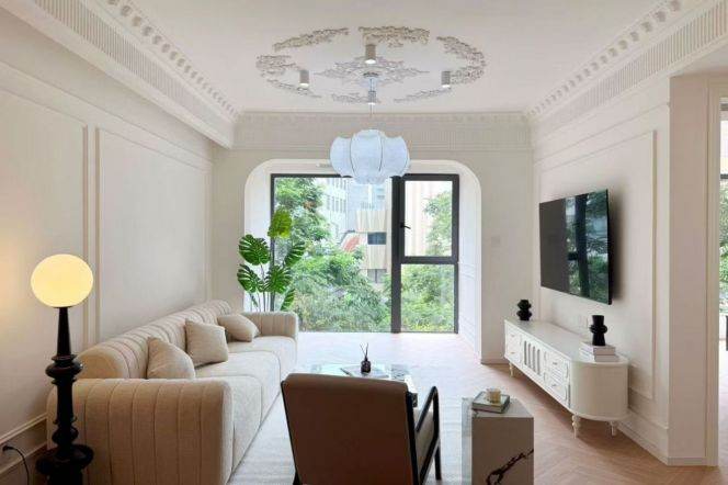 High-grade residential  large 1br@xintiandi 92sqm with ceiling to floor windows