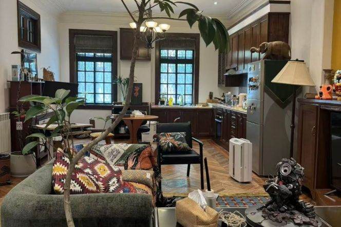 Spacious&beautiful 1+1brs near Xintiandi