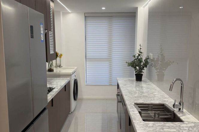 brand new 2brs floor heating brand new furniture  good view near Xintiandi line 1,8,9,10,13