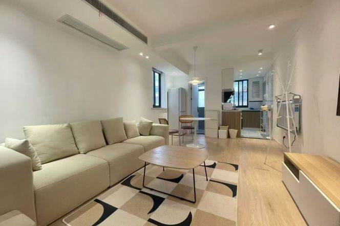 Cute 1Brm With Central AC Near Line 2/3/4 Zhongshan Park