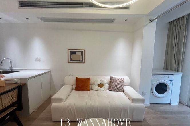 New&Spacious&Brght 1Bdr 1Bath Apt/Natural Light/Big Garden/Hong Qiao Rd CBD