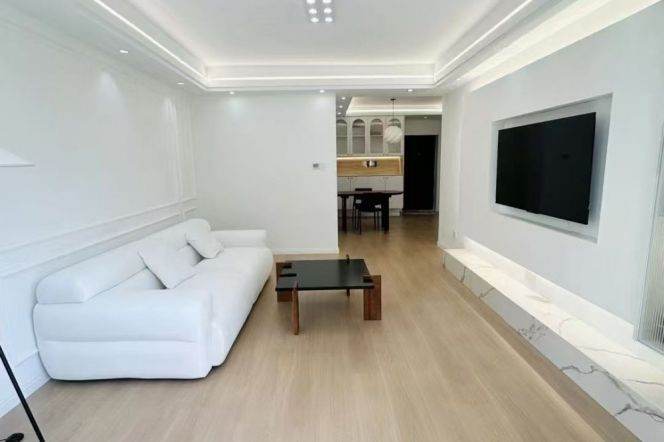 Zhongshan Park, Spacious&Bright  2br,elevator,central AC,big storage space 
