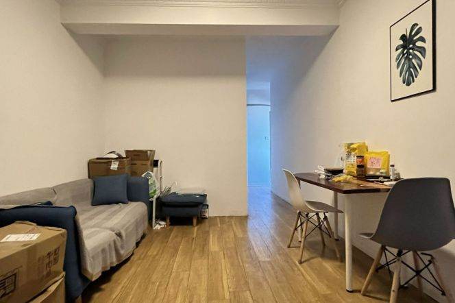 Jingan district,cheap room near West Nanjing rd,long/short term ok