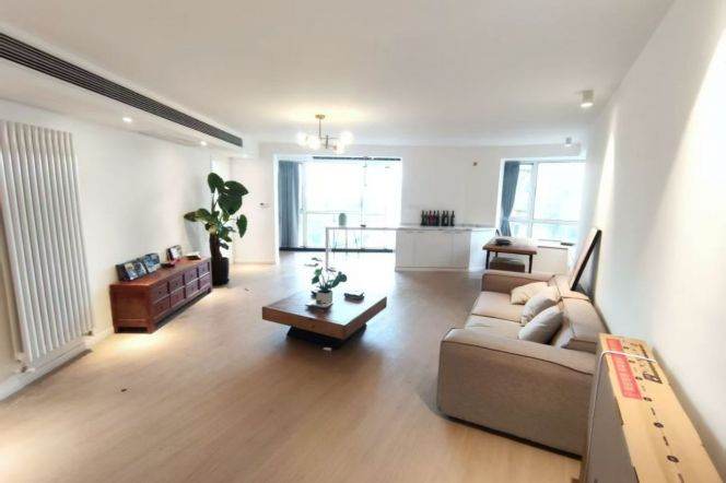 Huge livingroom@2brs with good view near Damuqiao Road