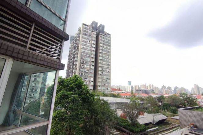 Huge livingroom@2brs with good view near Damuqiao Road