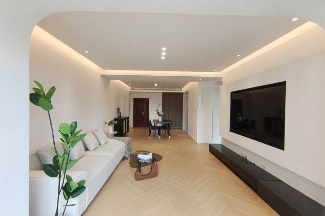 brand new 2brs floor heating brand new furniture  good view near Xintiandi line 1,8,9,10,13