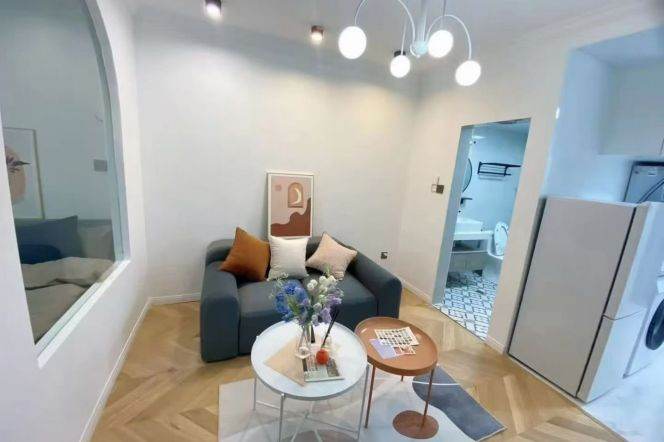 loushanguan rd station one bedroom