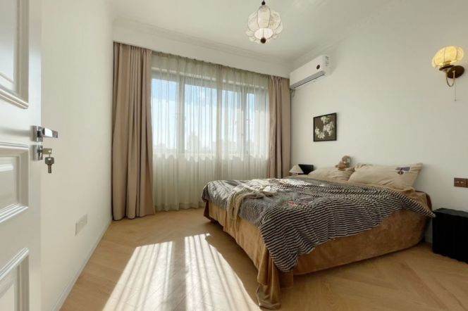 Elevator 2br/2bth apt@ lancun rd pudong