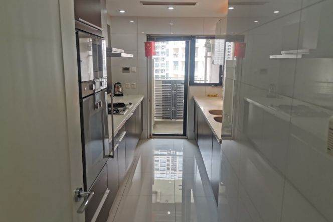 modern 2brs balcony in most popular compound Xintiandi line 1,10,13,14 