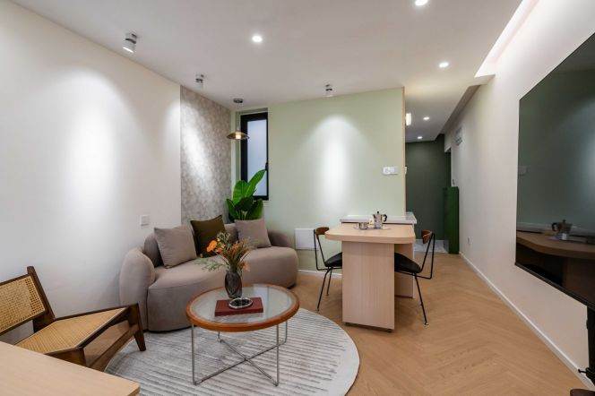 Jiaotong uni cozy 2BR 1LR@L10/11,bright room/Nice deco&location