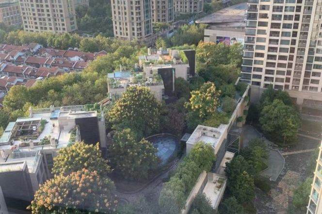 very moder new decorated big 1 bedroom floor heating in best compound Xintiandi