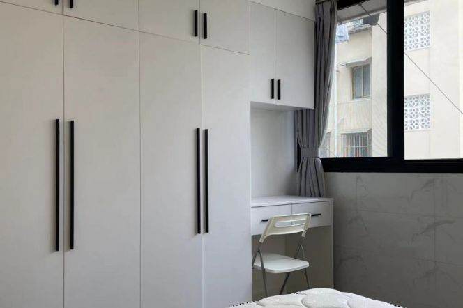 Really Bright&Spacious&Modern 1Bdr 1Bath Apt+L2/3/4 Zhongshan Park+Cloakroom