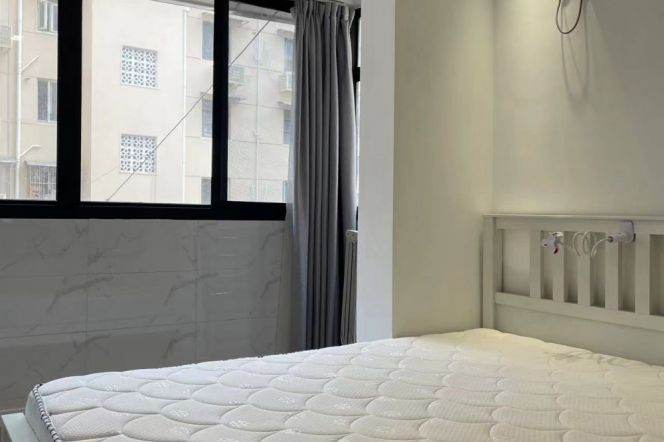 Really Bright&Spacious&Modern 1Bdr 1Bath Apt+L2/3/4 Zhongshan Park+Cloakroom