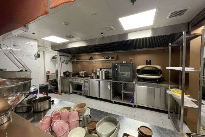 Creative Park F&B near Jing'An Temple M2/7/14