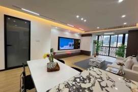 Elevator 2br/2bth apt with balcony@ century park