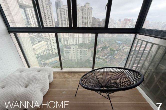 Garden Compound/Changshou Rd MT/Suzhou Creek View/Balcony/Bathtub/Large Storages/Cozy2br