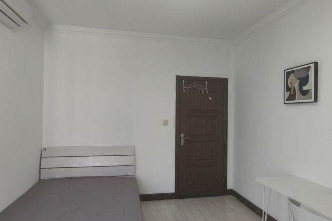 Dashijie Metro Line 8 And 14 Nice room Price 3200