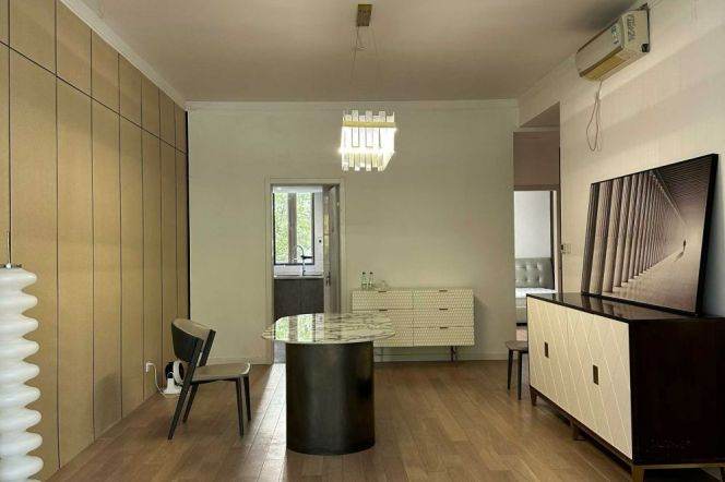  Lakeville/Xintiandi 2br2bath120sqm