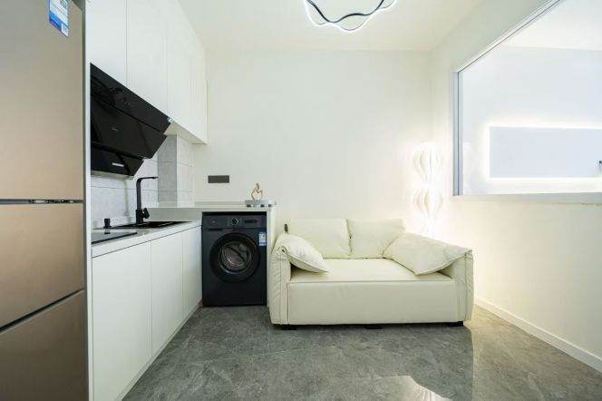 1Br,French window,Near Changshou road Station,Line 7/13