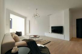 1 /16 Favorite Xuhui Elevator 3BR-Bath Tub - 4 minutes to Line 1/9/11 - Xu Jiahui