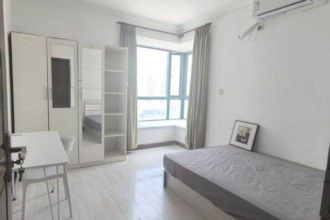 Dashijie Metro Line 8 And 14 Nice room Price 3200