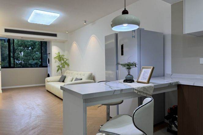 Spacious 1Br 3F +Green view  | Zhongshan Park Metro L2/3/4 | Good sunshine 9.2K