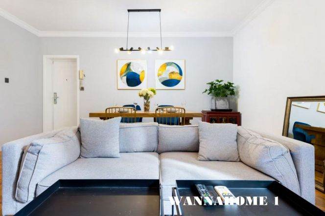 Big Balcony/Spacious&Modern 2Brs 1Bath Apt+Nice Compound+Xin Tian Di CBD