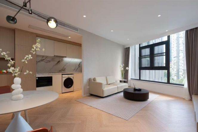 Excellent one bedroom serviced apt+Floor Heating+oven Nr L7/13/14 Jing'an