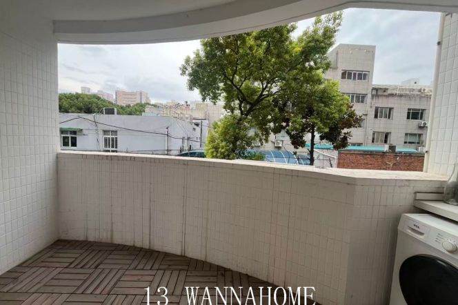 Spacious&Fabulous&Bright 3Bdrs 2Baths/L2/15 Lou Shan Guan Rd/Big Balcony/Large Closet