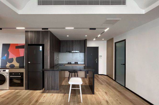 Hengshan rd 3 br 160 sqm high rise &floor heating &oven &dishwasher 17K