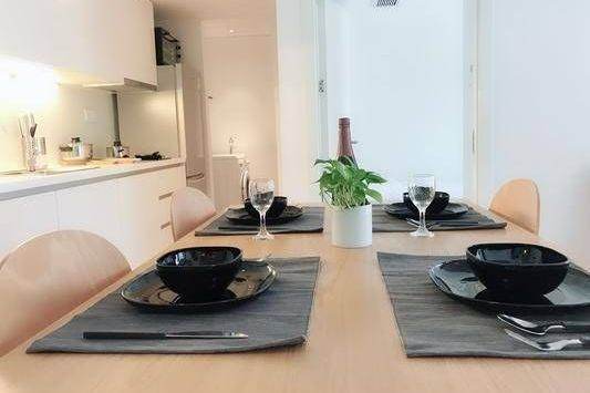 Modern-designed 2br serviced apt in Xuhui nr L3,4,9